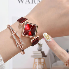 Red Diamond Dial Quartz Watch & Bracelet Set For Women-1922443444240912385