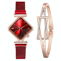Red Diamond Dial Quartz Watch & Bracelet Set For Women-1922443444245106690