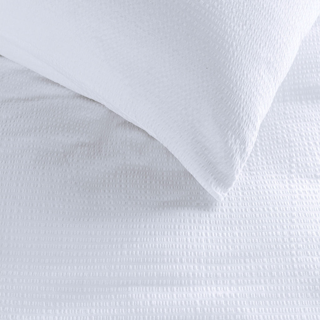Bedding House Summer White Seersucker Cotton Quilt Cover Set Queen