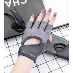 L Grey 2-PCS Women's Half-Finger Fitness Gloves - Anti-Slip Breathable Gloves for Yoga, Spin Bike, and Weight Training