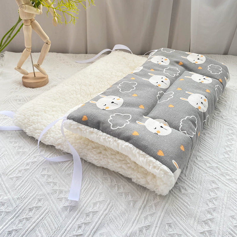 Cat Cage Platform Mat - Rabbit pattern on Gray background (40x60cm)