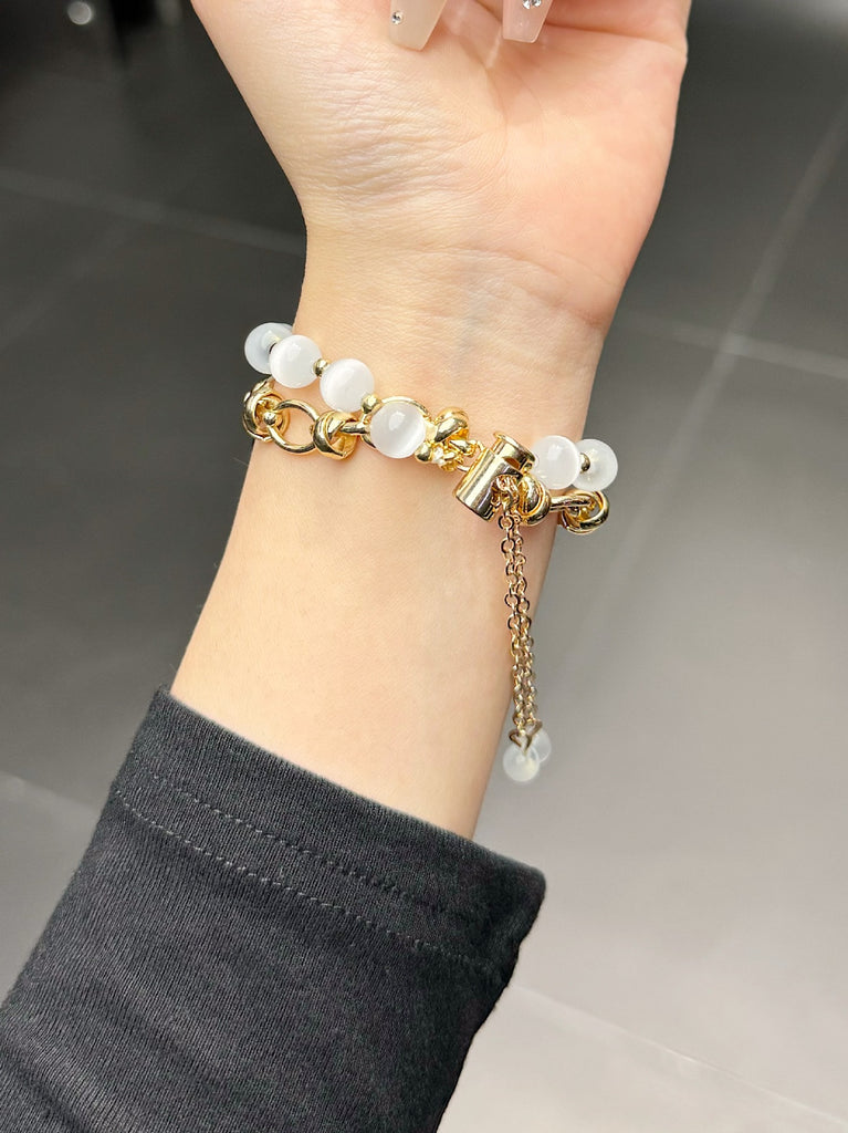 2-pcs Gold chain with white beads Elegant Cat's Eye Beaded Bracelet Band for Apple Watch - Women's Luxury Strap (Compatible Size :38/40/41MM )