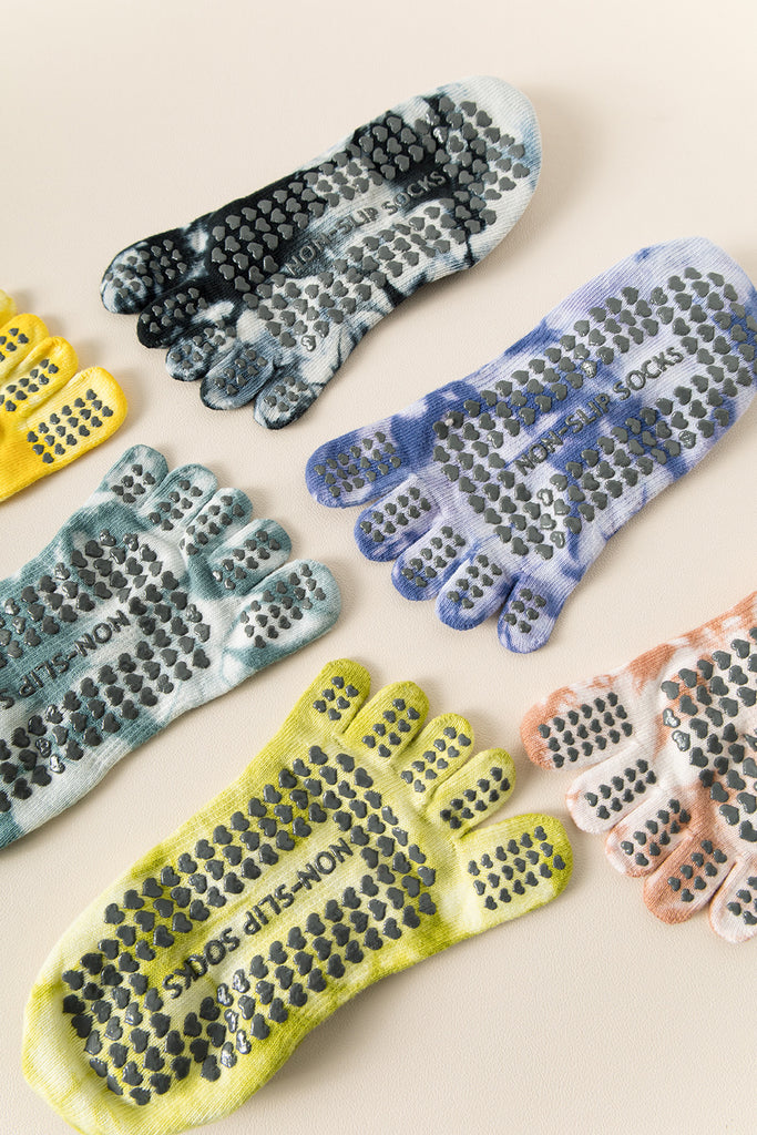 2 Pairs Grey Tie-Dye Non-Slip Yoga Socks for Women - Five-Toe Cotton Blend Socks for Pilates and Indoor Sports