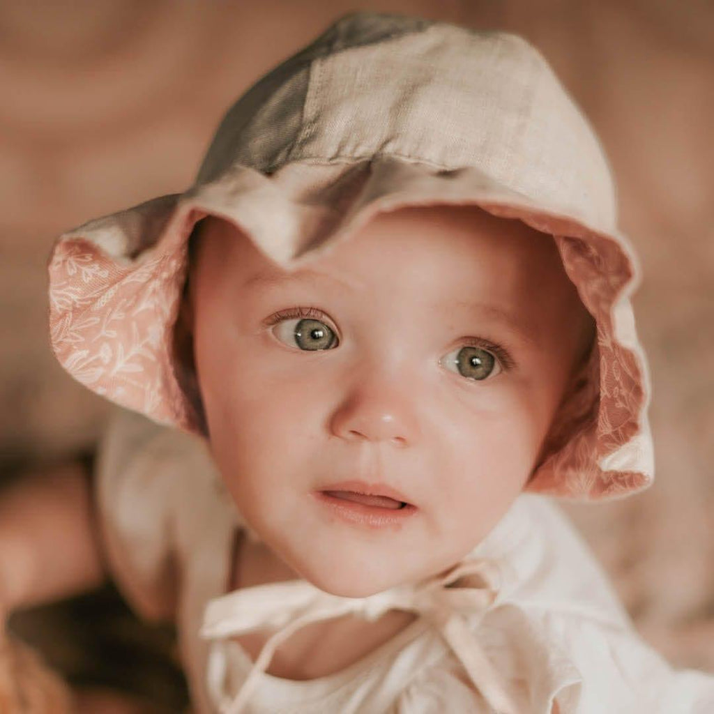 Bedhead Heritage Reversible Ruffle Bonnet Hat-Freya/Flax M-1954803156827377671
